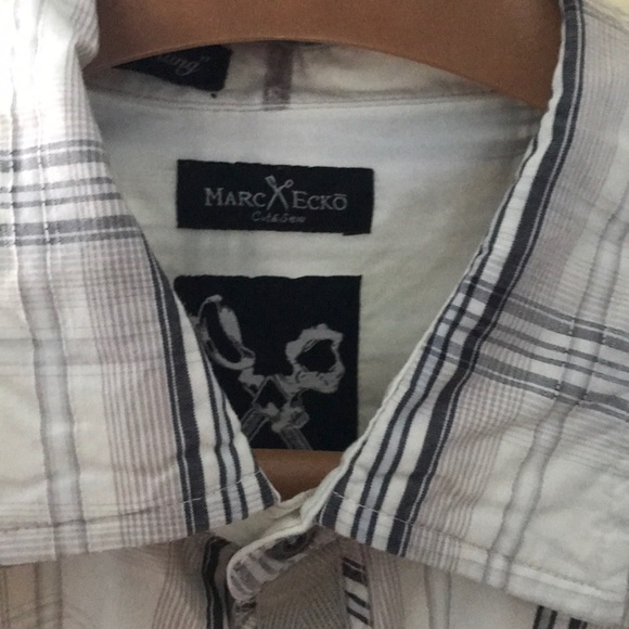 Dress T-Shirt - Picture 4 of 4